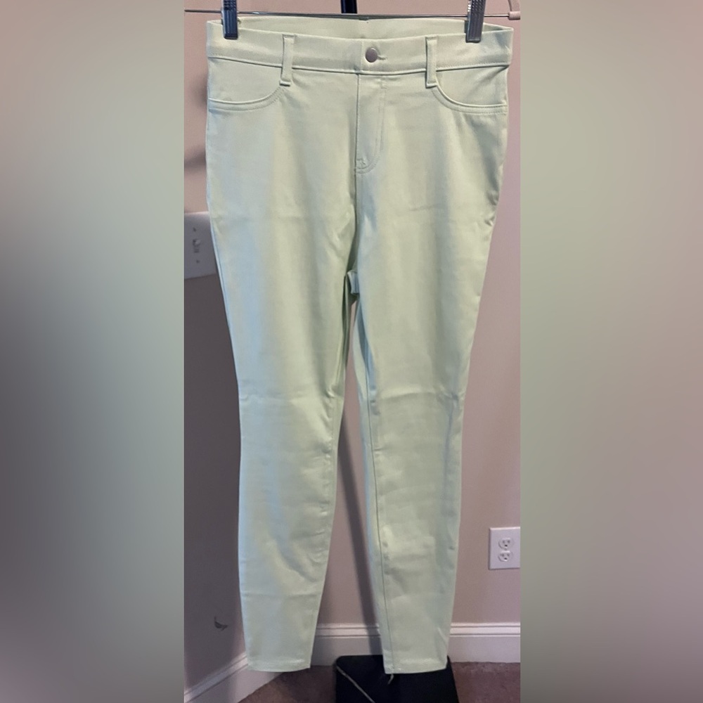 Time and Tru Women's Mint Skinny Jeans. Size S (4-6)